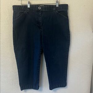 L.L. Bean Women's Denim Blue Capri Jeans - 16 Petite